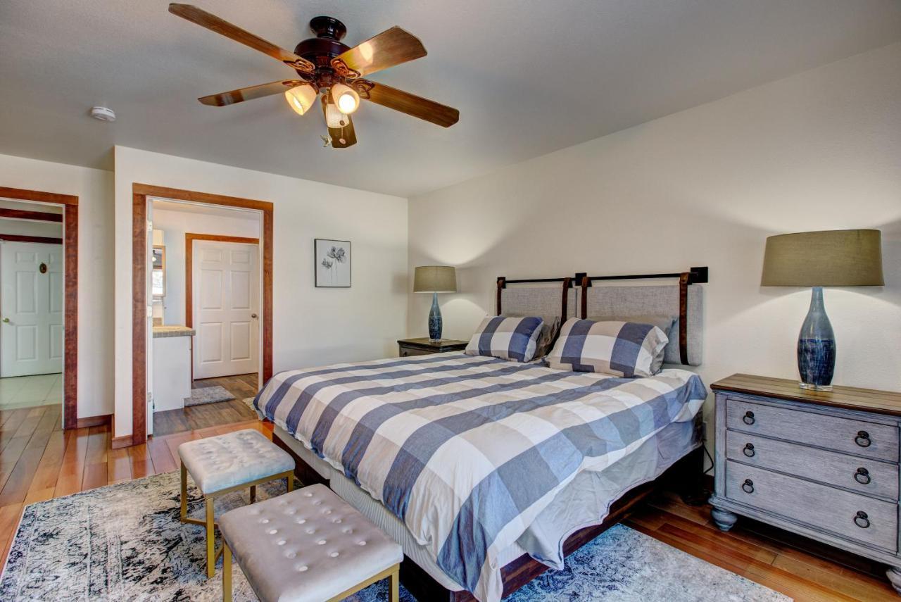 Twin Pines Cabin In Wilderness Ranch On Hwy 21, Amazing Views, 20 Ft Ceilings, Fully Fenced Yard, Pet Friendly, , Go Paddle Boarding At Lucky Peak, Or Snowshoeing In Idaho City And Take In The Hot Springs, Sleeps 10! Бойсі Екстер'єр фото