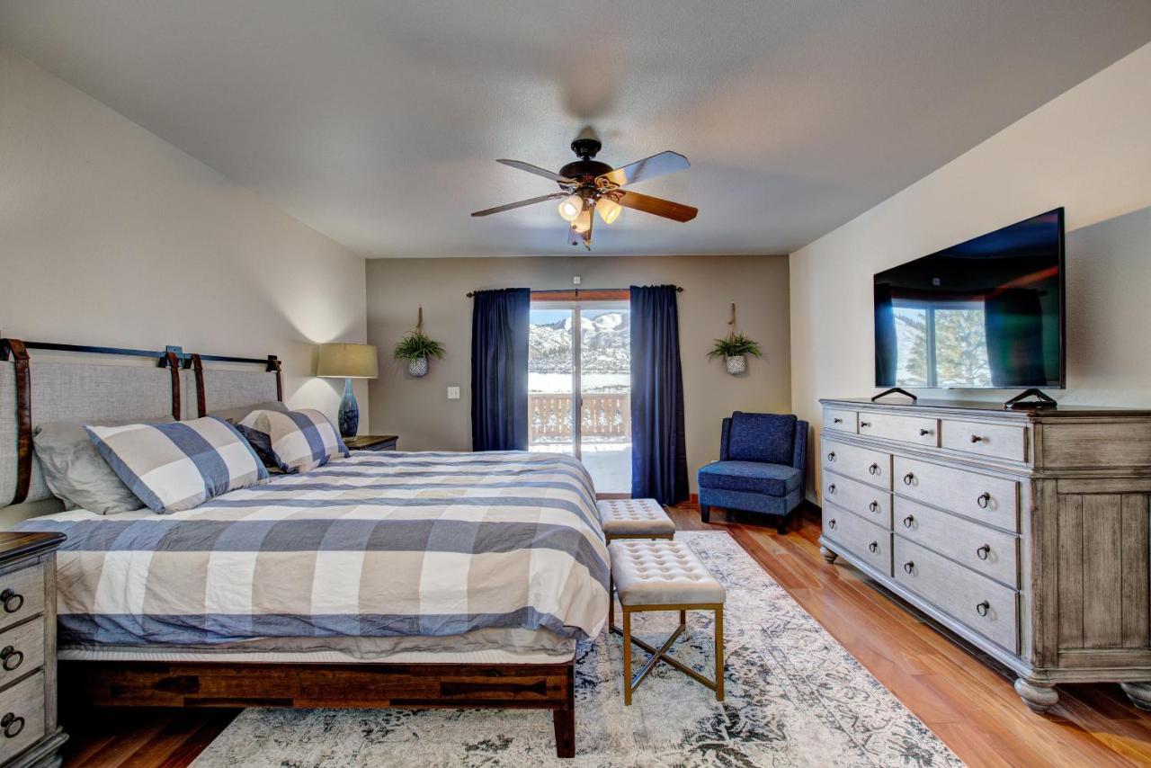 Twin Pines Cabin In Wilderness Ranch On Hwy 21, Amazing Views, 20 Ft Ceilings, Fully Fenced Yard, Pet Friendly, , Go Paddle Boarding At Lucky Peak, Or Snowshoeing In Idaho City And Take In The Hot Springs, Sleeps 10! Бойсі Екстер'єр фото