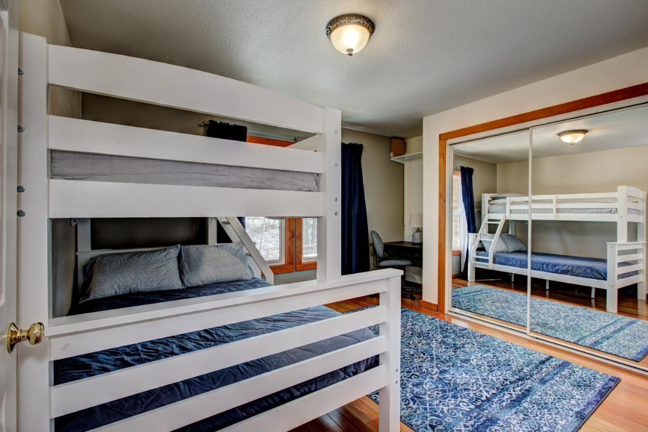 Twin Pines Cabin In Wilderness Ranch On Hwy 21, Amazing Views, 20 Ft Ceilings, Fully Fenced Yard, Pet Friendly, , Go Paddle Boarding At Lucky Peak, Or Snowshoeing In Idaho City And Take In The Hot Springs, Sleeps 10! Бойсі Екстер'єр фото