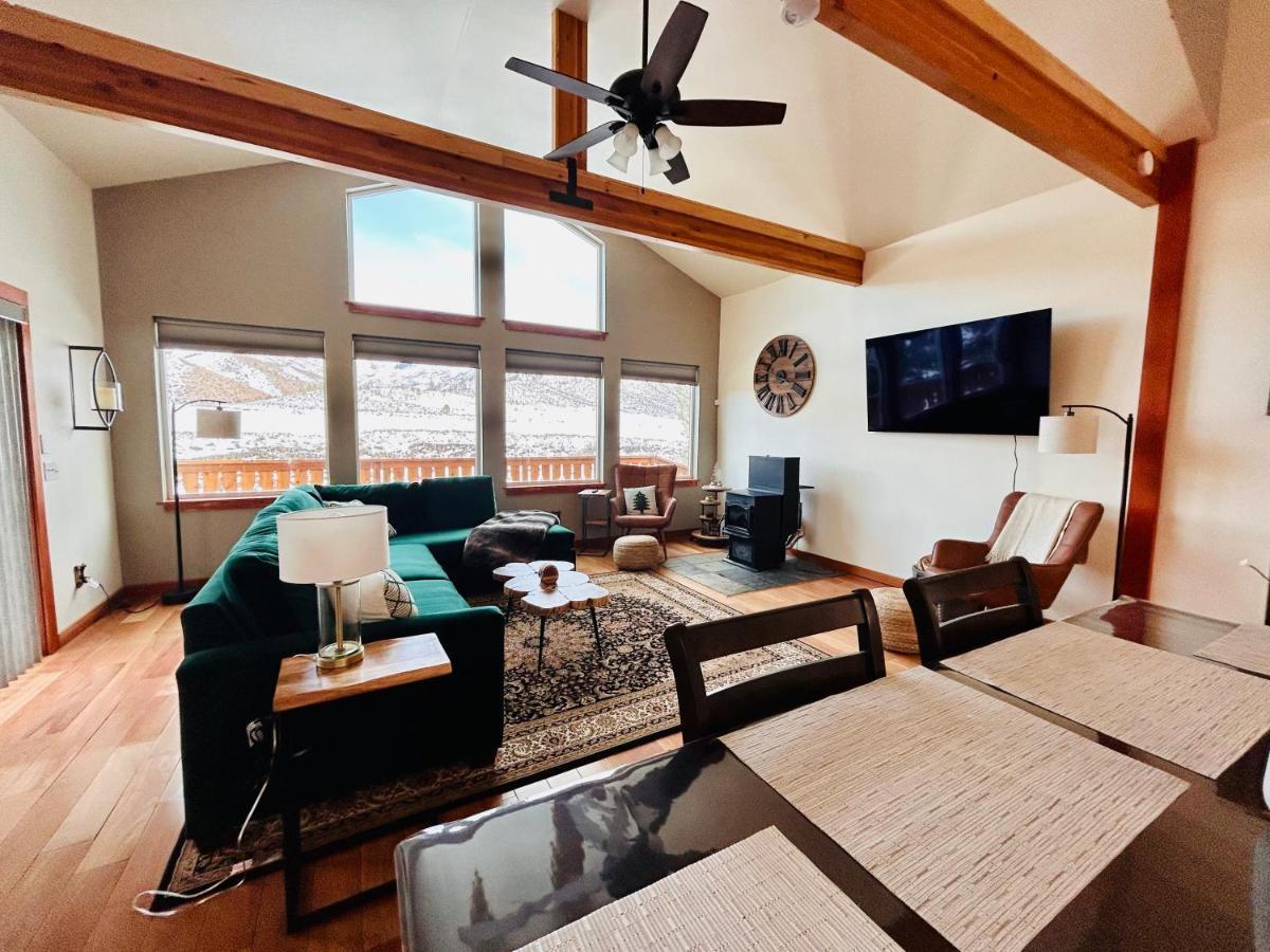 Twin Pines Cabin In Wilderness Ranch On Hwy 21, Amazing Views, 20 Ft Ceilings, Fully Fenced Yard, Pet Friendly, , Go Paddle Boarding At Lucky Peak, Or Snowshoeing In Idaho City And Take In The Hot Springs, Sleeps 10! Бойсі Екстер'єр фото
