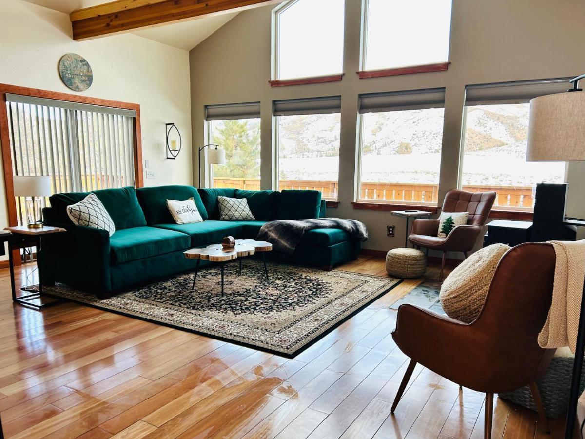 Twin Pines Cabin In Wilderness Ranch On Hwy 21, Amazing Views, 20 Ft Ceilings, Fully Fenced Yard, Pet Friendly, , Go Paddle Boarding At Lucky Peak, Or Snowshoeing In Idaho City And Take In The Hot Springs, Sleeps 10! Бойсі Екстер'єр фото